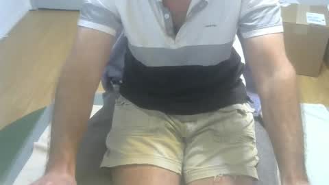 Snapshot of califun4u chatting on 01-10-25, 01:21 califun4u online show from 01-10-25, 01:21