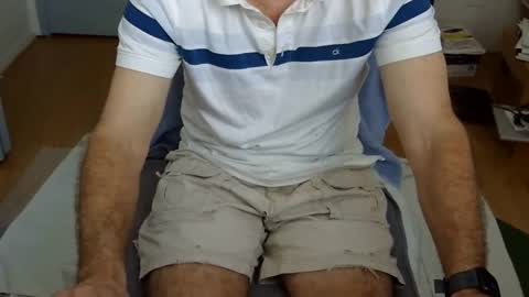 Snapshot of califun4u chatting on 12-17-25, 08:48 califun4u online show from 12-17-25, 08:48