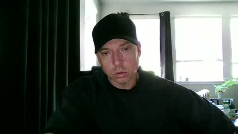 Snapshot of caligrown1154 chatting on 06-29-26, 04:07 caligrown1154 online show from 06-29-26, 04:07
