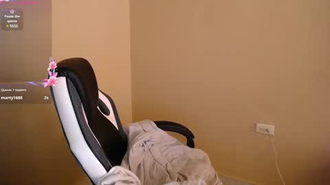 Snapshot of caliope_goddess1 chatting on 02-18-25, 07:09 caliope_goddess1 online show from 02-18-25, 07:09