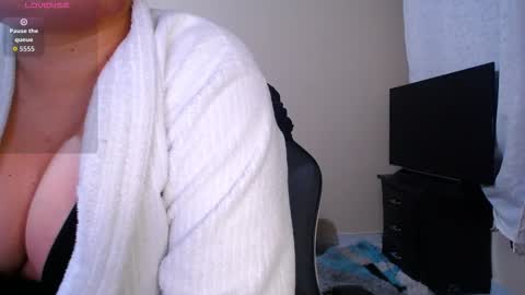 Snapshot of caliope_goddess1 chatting on 09-20-25, 09:10 caliope_goddess1 online show from 09-20-25, 09:10