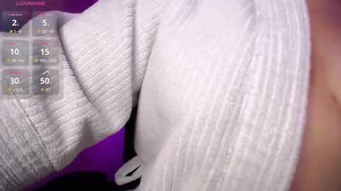 Snapshot of caliope_goddess1 chatting on 12-18-25, 10:43 caliope_goddess1 online show from 12-18-25, 10:43