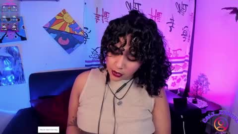 Snapshot of caliope_moreauu chatting on 01-07-25, 03:03 Caliope Moreau online show from 01-07-25, 03:03