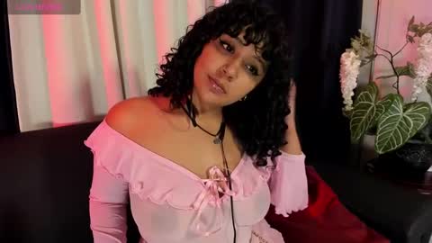 Snapshot of caliope_moreauu chatting on 09-20-25, 03:51 Caliope Moreau online show from 09-20-25, 03:51