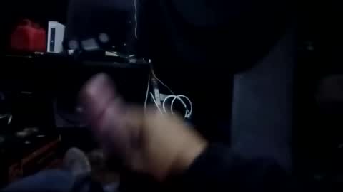 Snapshot of calisguitar chatting on 12-03-25, 11:41 Calisguitar online show from 12-03-25, 11:41