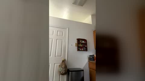 calishop1 online show from 04-25-26, 02:14