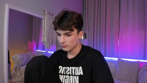 Call me Leo online show from 12-07-24, 04:36