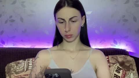 Anna online show from 01-22-25, 01:20