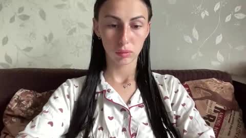 Anna online show from 09-19-25, 11:44