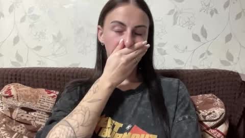 Anna online show from 10-14-25, 09:04