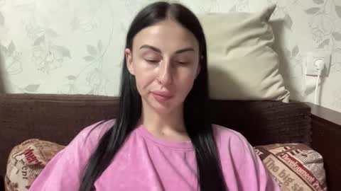 Snapshot of call_me_dad_ chatting on 05-18-26, 08:14 Anna online show from 05-18-26, 08:14