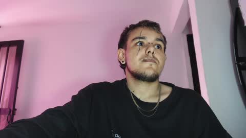 Snapshot of call_me_lil_ray chatting on 04-01-26, 01:52 Red hair She DoggyHe online show from 04-01-26, 01:52