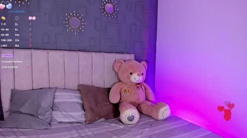 Snapshot of call_me_nora chatting on 11-16-25, 06:19 NORA online show from 11-16-25, 06:19