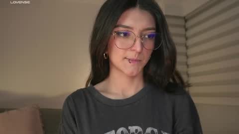   online show from 05-03-26, 02:06
