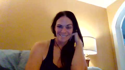 Calli online show from 11-10-25, 03:38