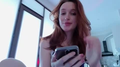 Snapshot of callme_alexa chatting on 03-11-26, 05:35 Alexa online show from 03-11-26, 05:35