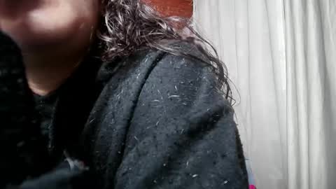 Snapshot of callme_lolas chatting on 06-02-26, 03:19 paula online show from 06-02-26, 03:19