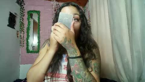 Snapshot of callme_lolas chatting on 06-12-26, 10:52 paula online show from 06-12-26, 10:52