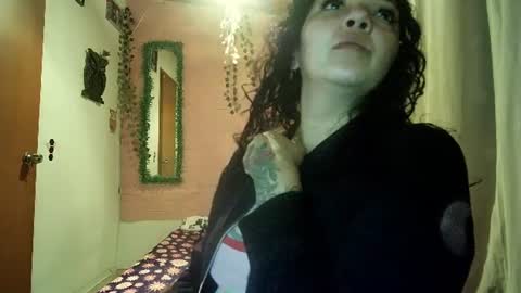 Snapshot of callme_lolas chatting on 07-11-26, 11:39 paula online show from 07-11-26, 11:39