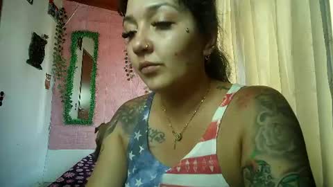 Snapshot of callme_lolas chatting on 07-17-26, 09:19 paula online show from 07-17-26, 09:19