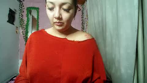 Snapshot of callme_lolas chatting on 07-26-26, 02:53 paula online show from 07-26-26, 02:53