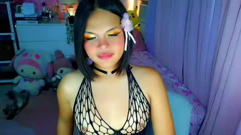 Snapshot of callme_mia chatting on 03-07-26, 06:21 Mia online show from 03-07-26, 06:21