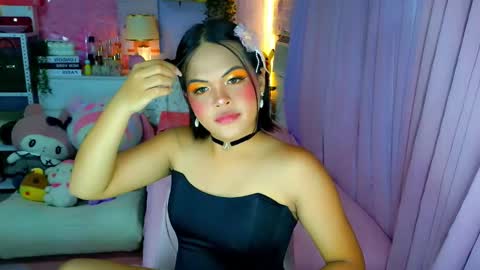 Mia online show from 03-24-26, 04:28