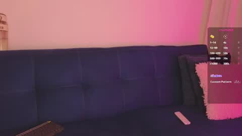 Snapshot of callme_val chatting on 06-27-26, 04:17 Val online show from 06-27-26, 04:17