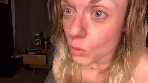callmeagoodgirlplease online show from 01-25-25, 02:04