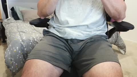 Snapshot of callmeroger33 chatting on 04-15-26, 11:16 callmeroger33 online show from 04-15-26, 11:16