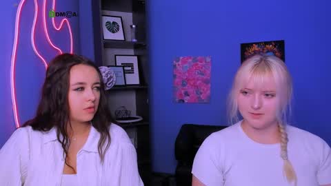 Snapshot of callmevivien chatting on 04-03-26, 01:31 callmevivien online show from 04-03-26, 01:31