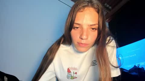 Emma online show from 03-07-25, 06:33