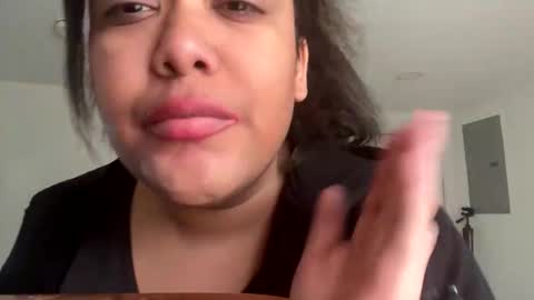 Snapshot of cals9x chatting on 01-04-25, 07:13 camzxoxox online show from 01-04-25, 07:13