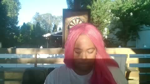 Snapshot of cals9x chatting on 09-19-25, 10:10 camzxoxox online show from 09-19-25, 10:10