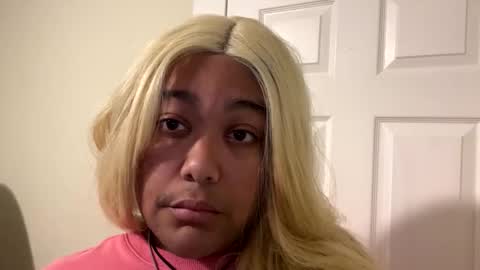 Snapshot of cals9x chatting on 12-14-25, 11:53 camzxoxox online show from 12-14-25, 11:53