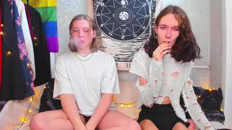 Snapshot of calvin_kevin_grem chatting on 02-01-25, 08:50 Calvin Kevin Grem online show from 02-01-25, 08:50