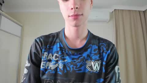 Snapshot of calvin_loves_you chatting on 02-19-25, 10:20 Hey I am Calvin online show from 02-19-25, 10:20