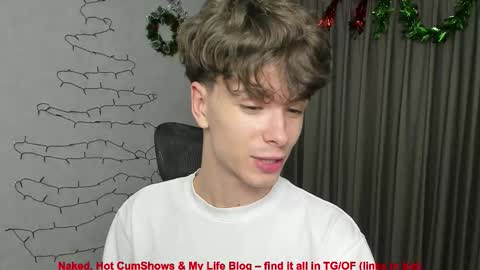 Snapshot of calvin_loves_you chatting on 12-14-25, 05:18 Hey I am Calvin online show from 12-14-25, 05:18