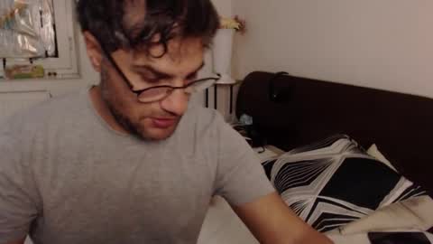 Snapshot of calvinjohnlad chatting on 11-26-25, 06:31 Calvinjohnlad online show from 11-26-25, 06:31