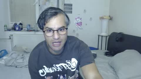 Snapshot of calvinjohnlad chatting on 12-14-25, 05:07 Calvinjohnlad online show from 12-14-25, 05:07