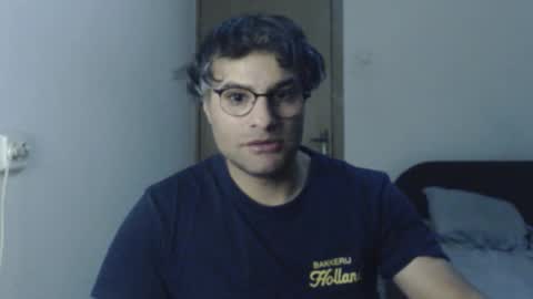 Snapshot of calvinjohnlad chatting on 12-19-25, 06:37 Calvinjohnlad online show from 12-19-25, 06:37