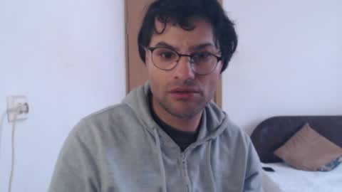 Snapshot of calvinjohnlad chatting on 02-05-26, 10:42 Calvinjohnlad online show from 02-05-26, 10:42