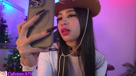 Snapshot of calypso_and_ge1 chatting on 12-28-24, 03:26 Calypso and Kayla online show from 12-28-24, 03:26
