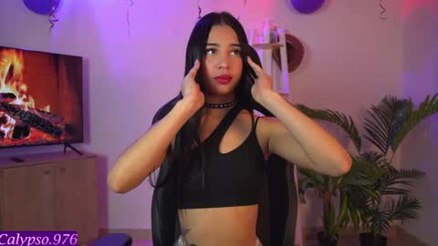 Snapshot of calypso_and_ge1 chatting on 01-12-25, 05:33 Calypso and Kayla online show from 01-12-25, 05:33