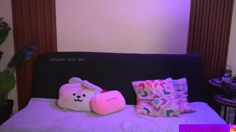Snapshot of calypso_and_ge1 chatting on 07-17-26, 06:57 Calypso and Kayla online show from 07-17-26, 06:57