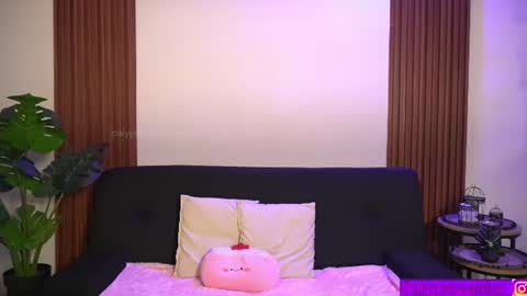 Snapshot of calypso_and_ge1 chatting on 08-04-26, 05:59 Calypso and Kayla online show from 08-04-26, 05:59