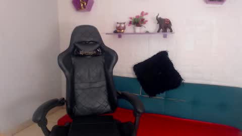 cam_xman online show from 11-21-25, 02:10