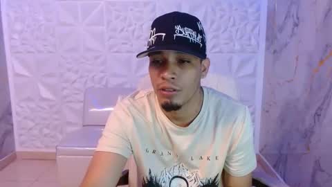 cam_xman online show from 04-28-26, 02:33