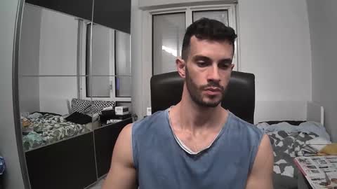 Snapshot of cambooyy chatting on 12-21-25, 05:42 cambooyy online show from 12-21-25, 05:42