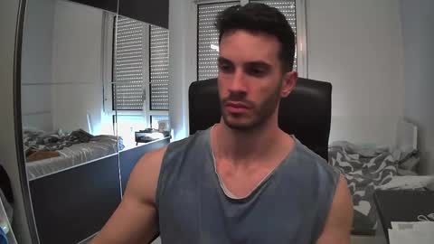 Snapshot of cambooyy chatting on 03-31-26, 01:44 cambooyy online show from 03-31-26, 01:44